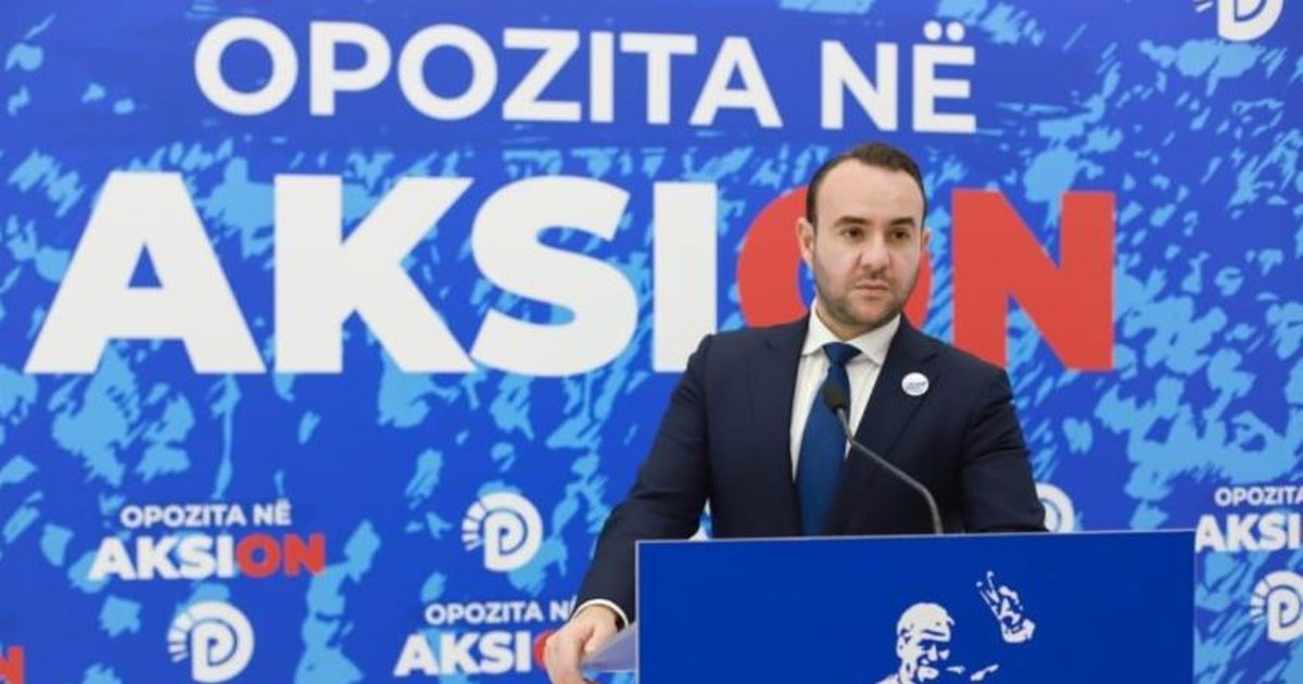 FOTO/ Edhe Klevis Balliu ‘infektohet’ nga Albana Vokshi, postimin me Chat GPT e poston pa redaktuar…