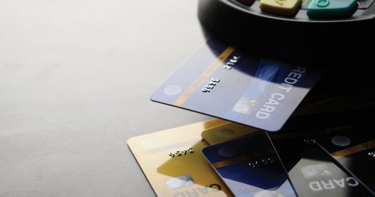 Banka e Shqipërisë përgatit ndërhyrjen e radhës në komisionet e pagesave/ Pritet të nxisë më shumë pagesat me kartë në ekonomi