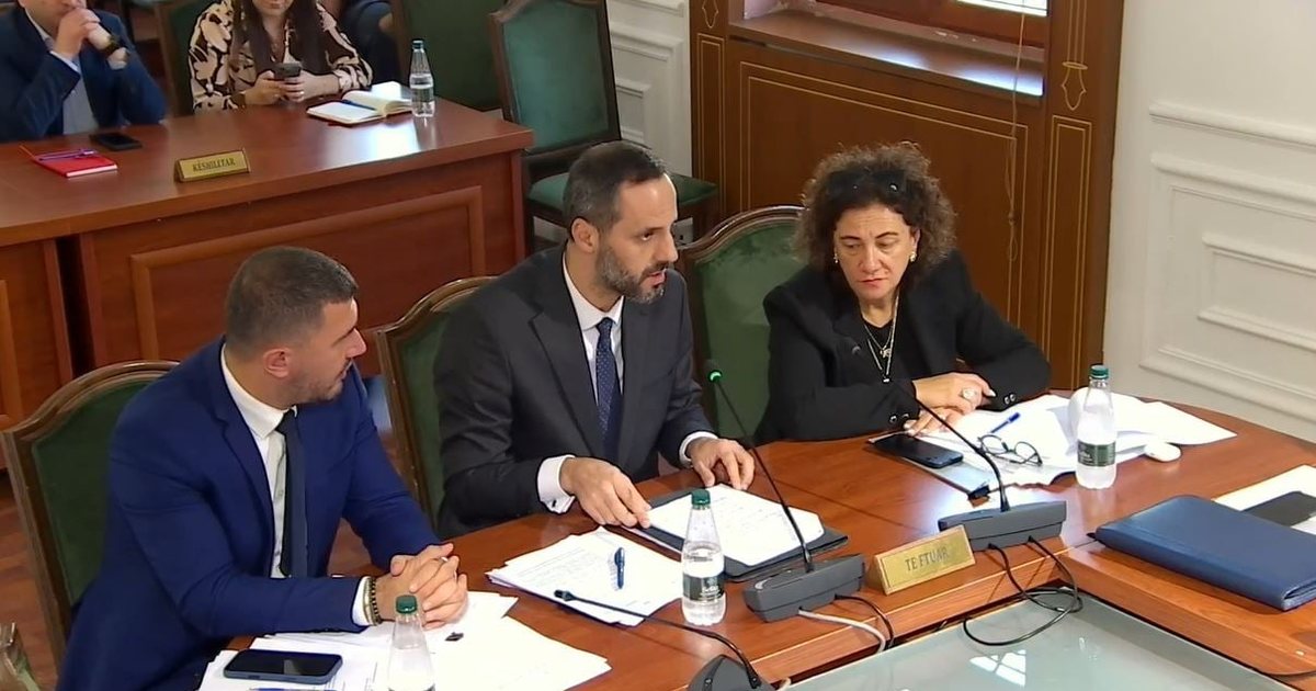 A je produkt i Sorosit? Lamallari përplaset me deputeten e PD-së: Isha student ekselent, por familja nuk kishte mundësi…