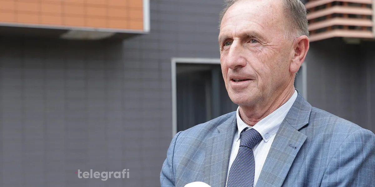 Azemi pas takimit me Muratin: U pajtuam që nga janari paga minimale të jetë 500 euro