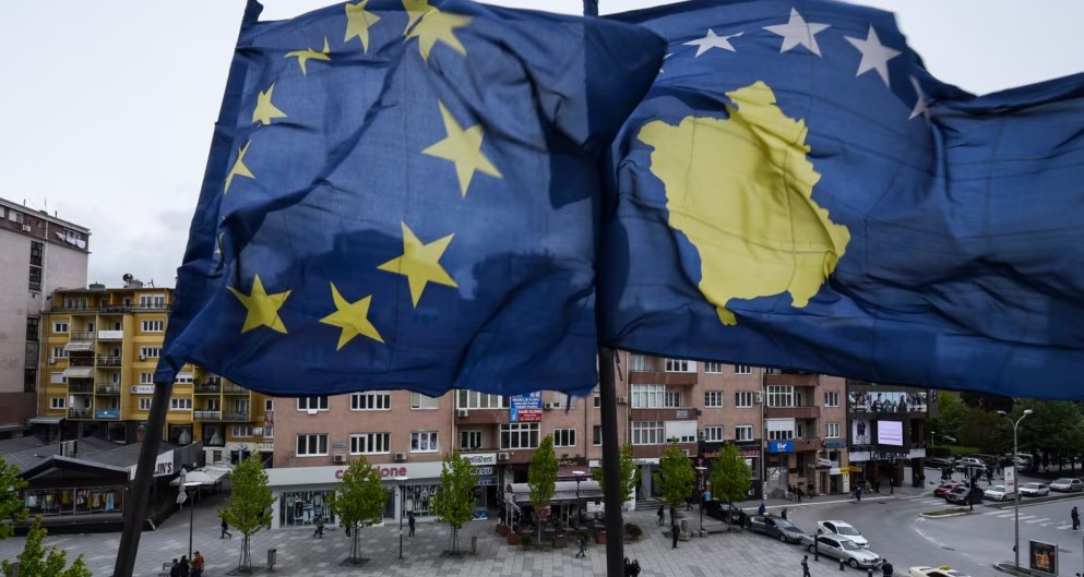 Shoqëria civile në Kosovë i kërkon BE-së heqjen e masave ndëshkuese