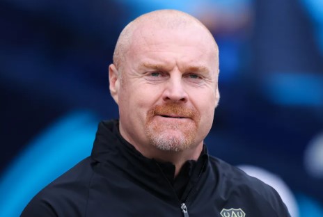 ZYRTARE/ Klubi i Premier Ligës nuk humbet kohë, gjen menjëherë pasardhësin e trajnerit që qëndroi 39 ditë në pankinë