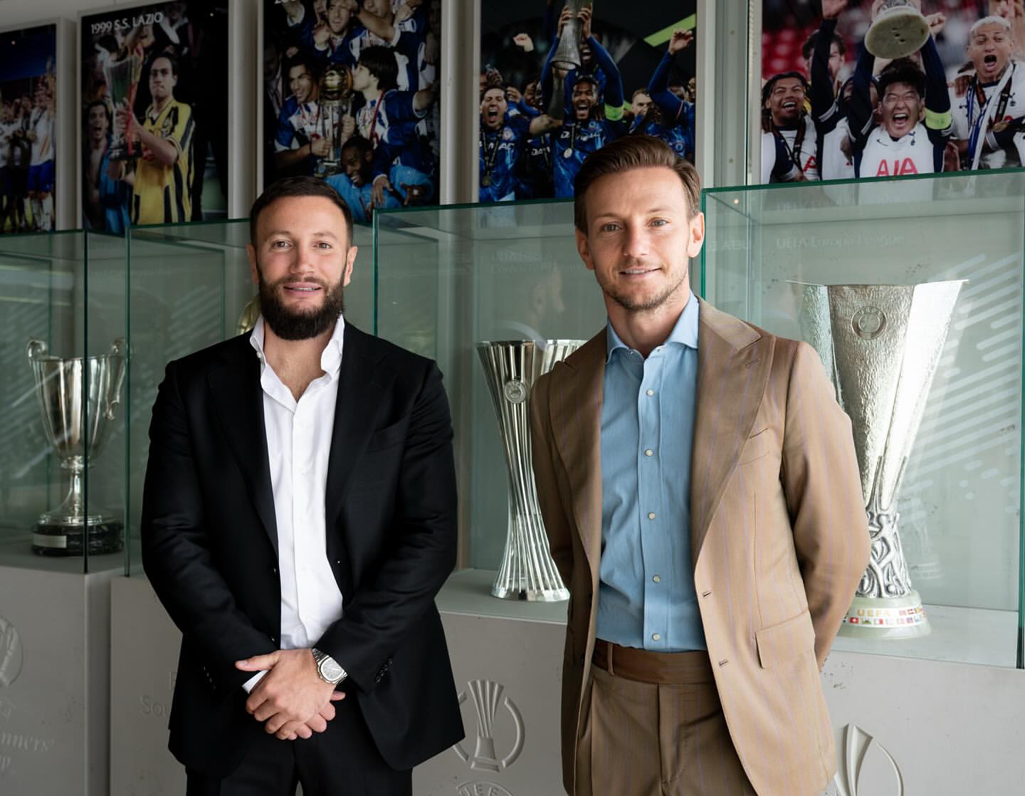 Shkëlzen Gashi zbarkon në UEFA! Përkrah ikonave Rakitiç, Kjaer, Vertongen e Mario Suarez për t’u bërë… lider