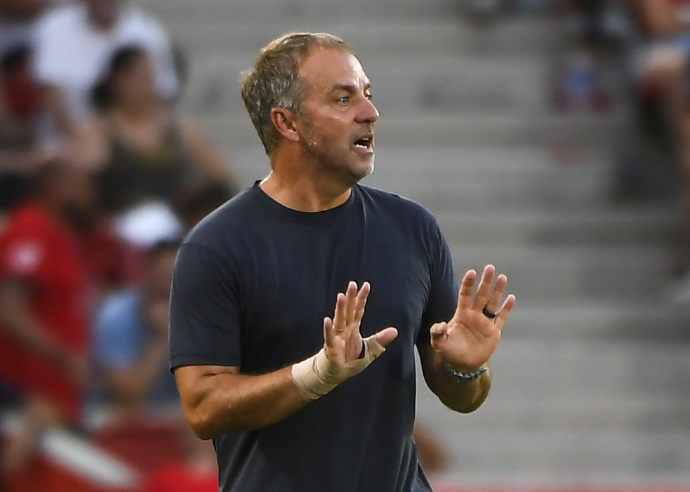 “Për ndeshjen kundër Realit mos më pyesni tani”, trajneri Flik e ka mendjen vetëm te Championsi