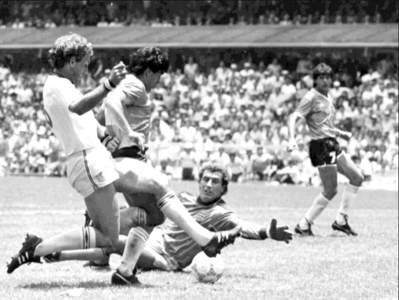 “Goli i Shekullit”, Argjentina lëshon monedhë argjendi në nder të Diego Armando Maradonas