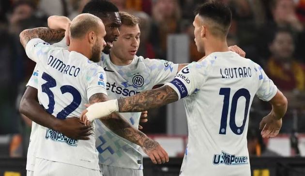 VIDEO/ Festë zikaltër në “Olimpico”, Interi mposht Romën e Gasperinit dhe merr kryesimin e Serisë A