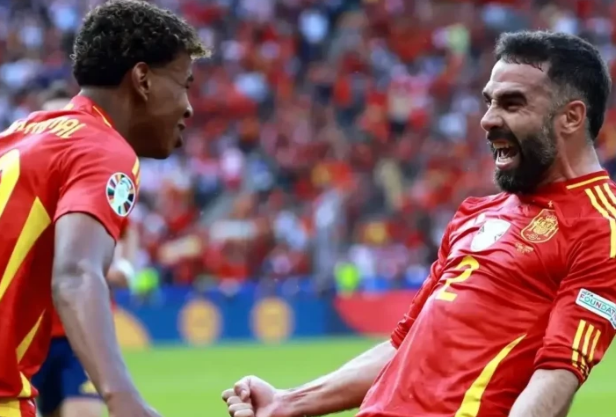 Fjalët e Jamalit tërbojnë madrilenët, yllin e Barcelonës ia lënë në dorë Karvahalit