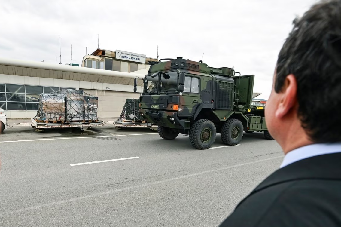 Dronët e Kosovës, NATO: Çdo aktivitet ajror duhet të koordinohet me KFOR-in! Të parandalohen tensionet dhe të garantohet siguri