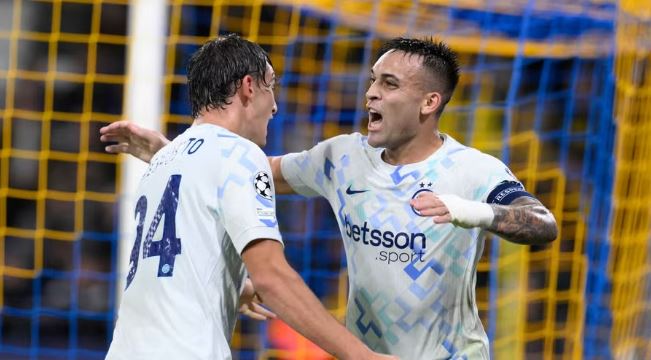 VIDEO/ Kristian Kivu hyn në historinë e Interit, zikaltrit likuidojnë me 4 gola skuadrën belge! Shënon edhe… Pio Espozito