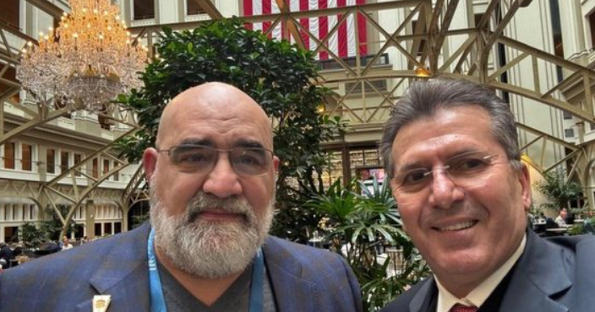 Akomodim e ‘relax’ indiane për Chris LaCivita! Reagon PR: Të bësh masazh nuk është krim