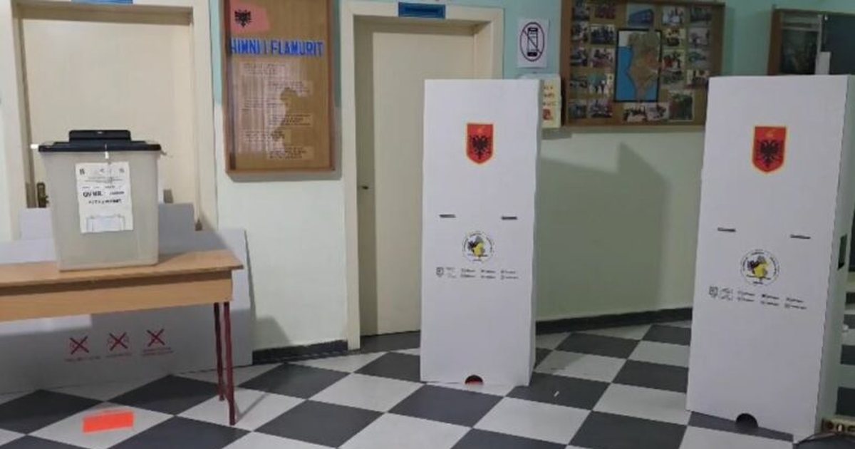 Problemet e para! Në Vlorë mungojnë anëtarët e komisioneve, në Cërrik, problem me pajisjen e identifikimit