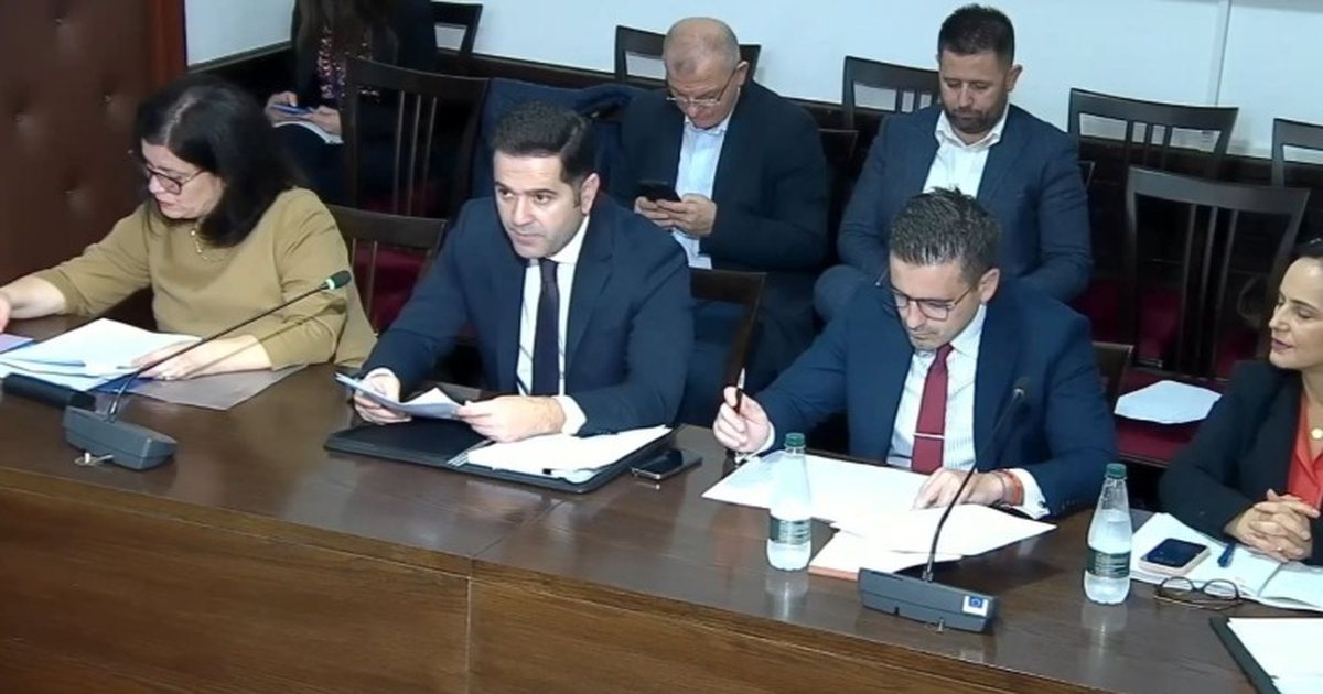 ‘Buxheti 2026’-PD mungon! Malaj: Kryefjalë, pensionet. Kompesim ilaçesh për 400 mijë persona! Vengu: Rritje pagash për ushtarët