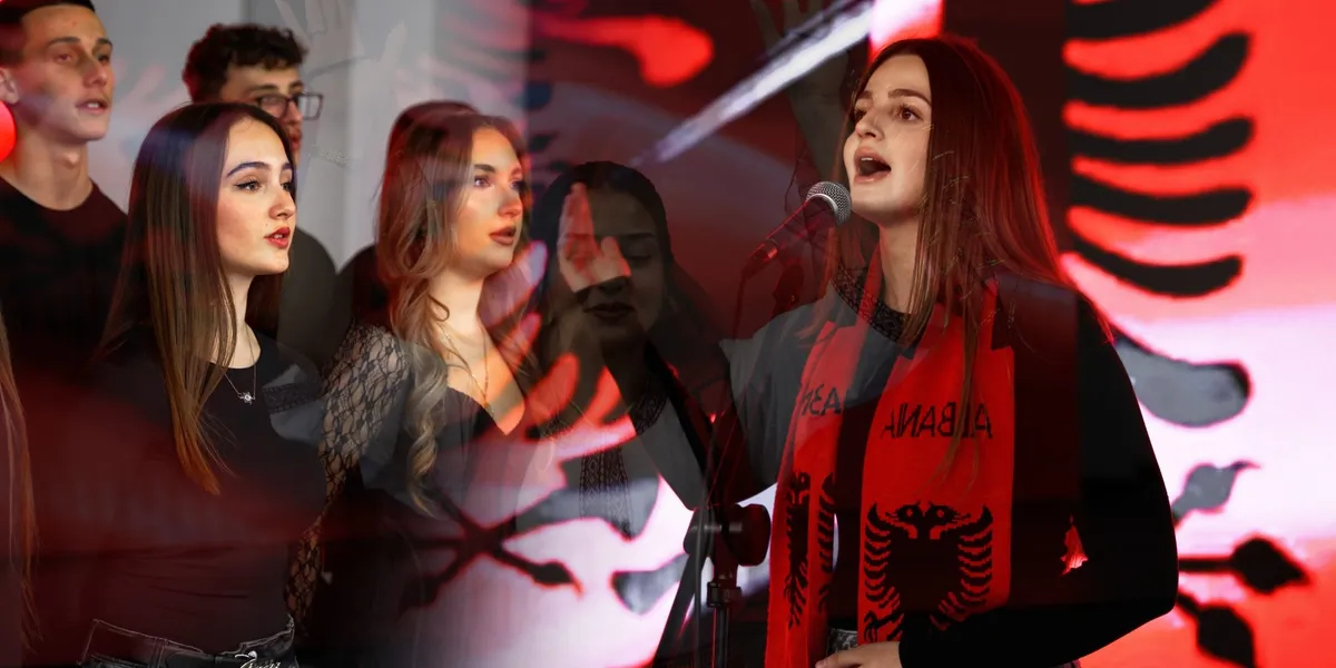 UBT International Smart Schools shënon 28 Nëntorin me një aktivitet të pasur kulturor-artistik