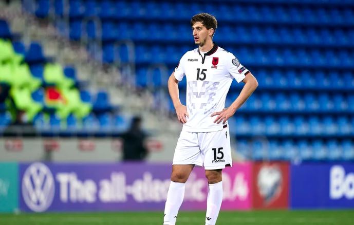 Lajme të mira për kuqezinjtë, mbrojtësi i Kombëtares lë pas dëmtimin