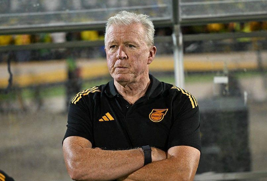 Trajneri jep dorëheqjen pas ndeshjes, “sekreti” i vendit me 150 mijë banorë që siguroi Botërorin është… Holanda