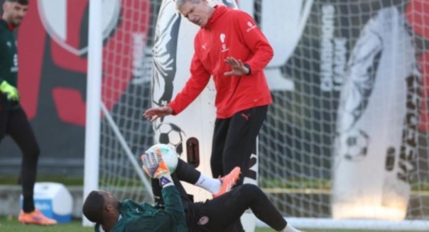 Juventusi ia bëri dhuratë dhe Alegri e “falënderoi” publikisht pas derbit, kush është njeriu që fshihet pas suksesit të penalltive të Menja