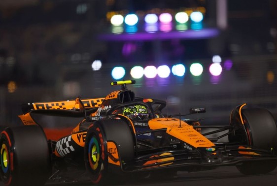 Problemi me pusetën, si e premtja u mbyll me dy flamuj të kuq në Formula 1