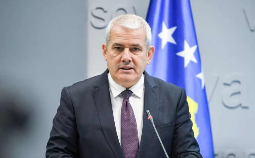 Raportimet për rrëmbimin e një serbi në Leposaviç, Sveçla: Serbia shkeli kufijtë shtetërorë