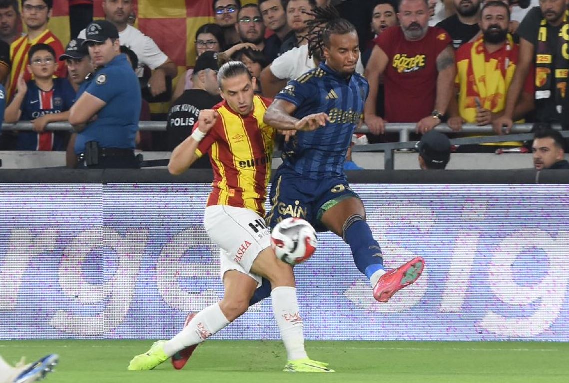 Silvinjo vazhdon ta injorojë, anësori zgjidhet përsëri ne ekipin e javës në Superligën turke