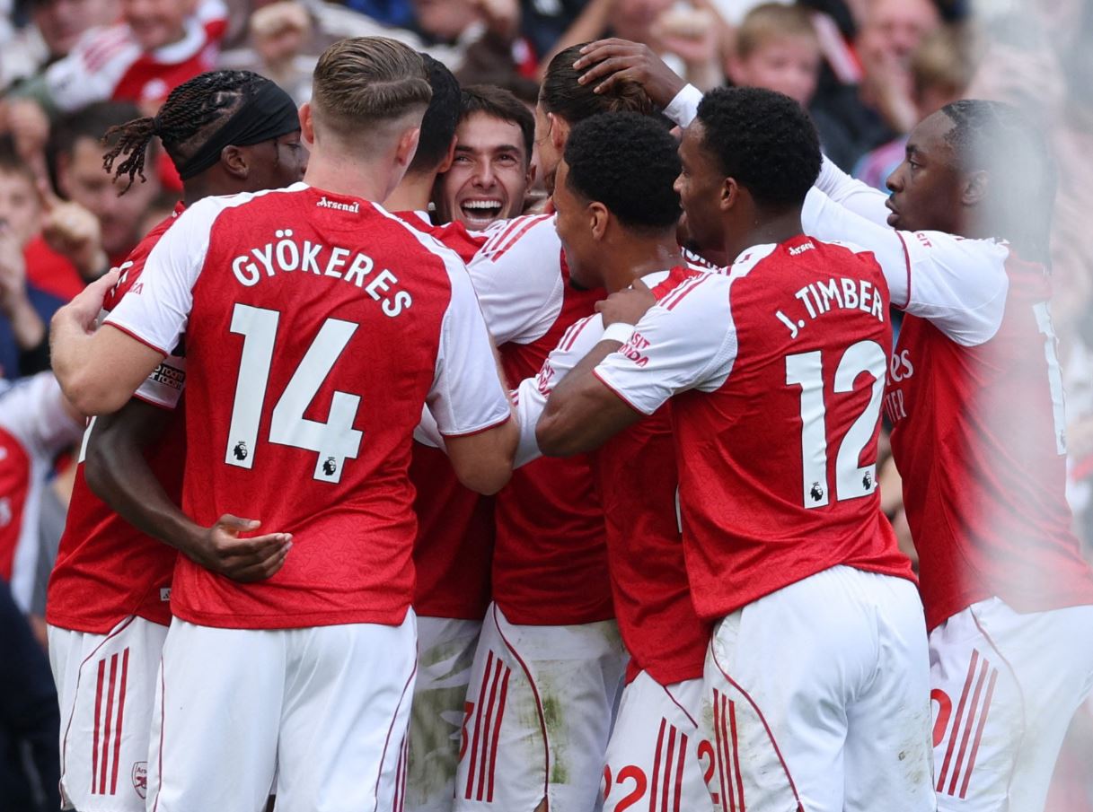 Arsenali ka mundësinë e arratisë, derbi ndaj “Spurs” flet në favor