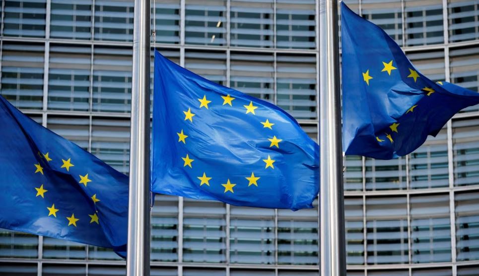 Drafti i Raportit të Progresit për Kosovën: “Përparim i kufizuar për shkak të ngërçit politik!” Kritika t1% forta edhe Serbisë