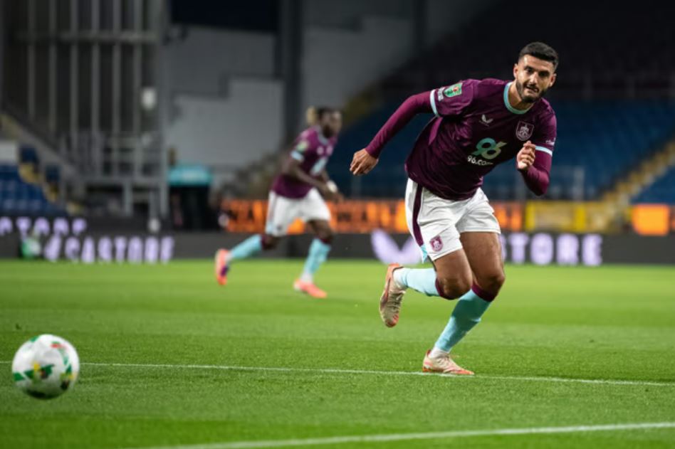 Lajme të mira për Brojën, sulmuesi rikthehet në Angli