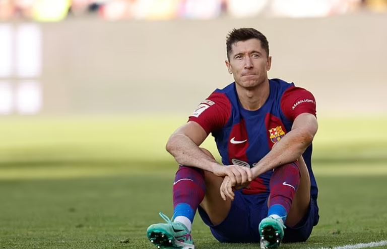 “Leva, të lutem mos shëno më”, situatë komiko-tragjike me sulmuesin e Barcelonës