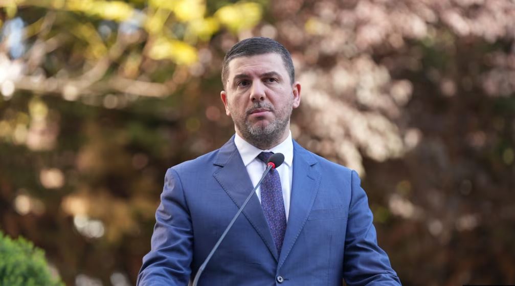 Memli Krasniqi jep dorëheqje si kryetar i PDK-së: Ky vendim ka lidhje me…