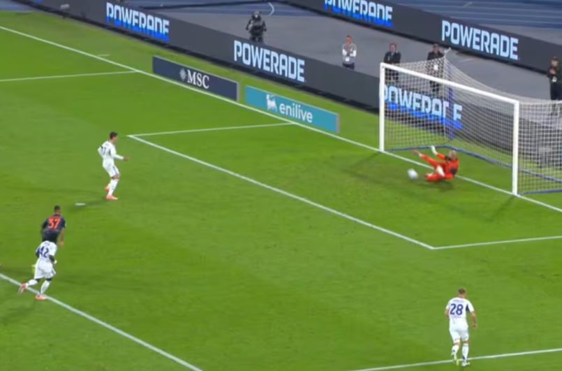 VIDEO/ Morata humb penallti, por Komo nuk lejon arratisjen e Napolit në kreun e Serisë A