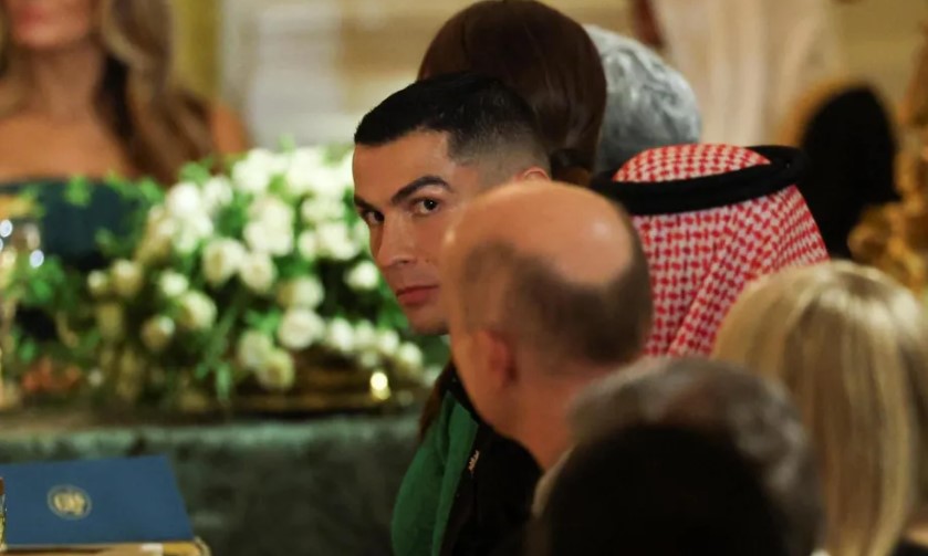 FOTO- Ronaldo merr pjesë në darkën e Shtëpisë së Bardhë, batutat e Trump: Djali im është tifozi juaj, tani që u takuat do të më respektojë më shumë