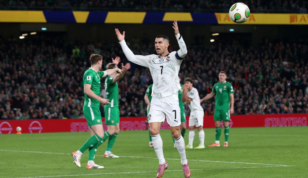 Kartoni i kuq në kualifikuese për goditjen më bërryl, FIFA jep vendimin për Kristiano Ronaldon