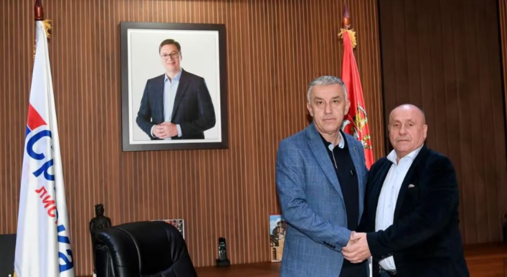 Hoqi dorë nga balotazhi në Kllokot, Beogradi e emëron kryetar të komunës paralele në Kosovë kandidatin e Listës Serbe