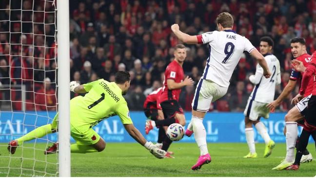 Jo vetëm Mitaj, Strakosha vendoset krah Unai Simon! Gardiani i Kombëtares spikat në kualifikueset e Botërorit