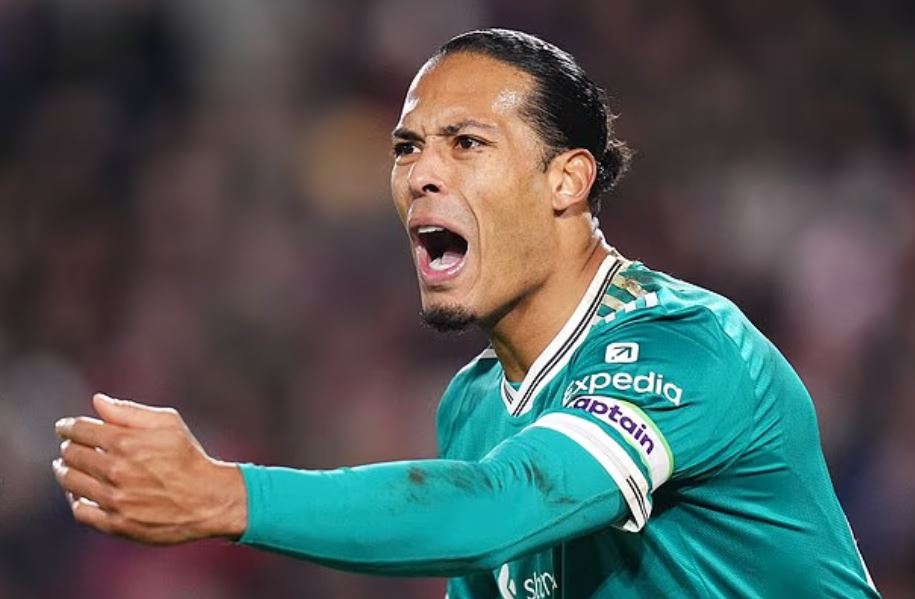 Van Dajk u përgjigjet kritikave të Runit për Liverpulin: Nuk e kam dëgjuar të flasë vitin e kaluar, kritika përtacie