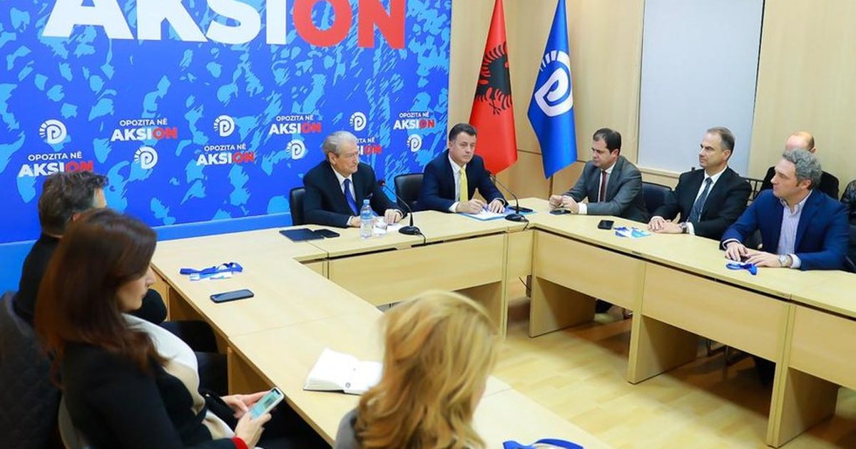 E pafalshme, jep dorëheqjen Flamur! Përplasje mes Salianjit e Nokës në mbledhjen e Kryesisë