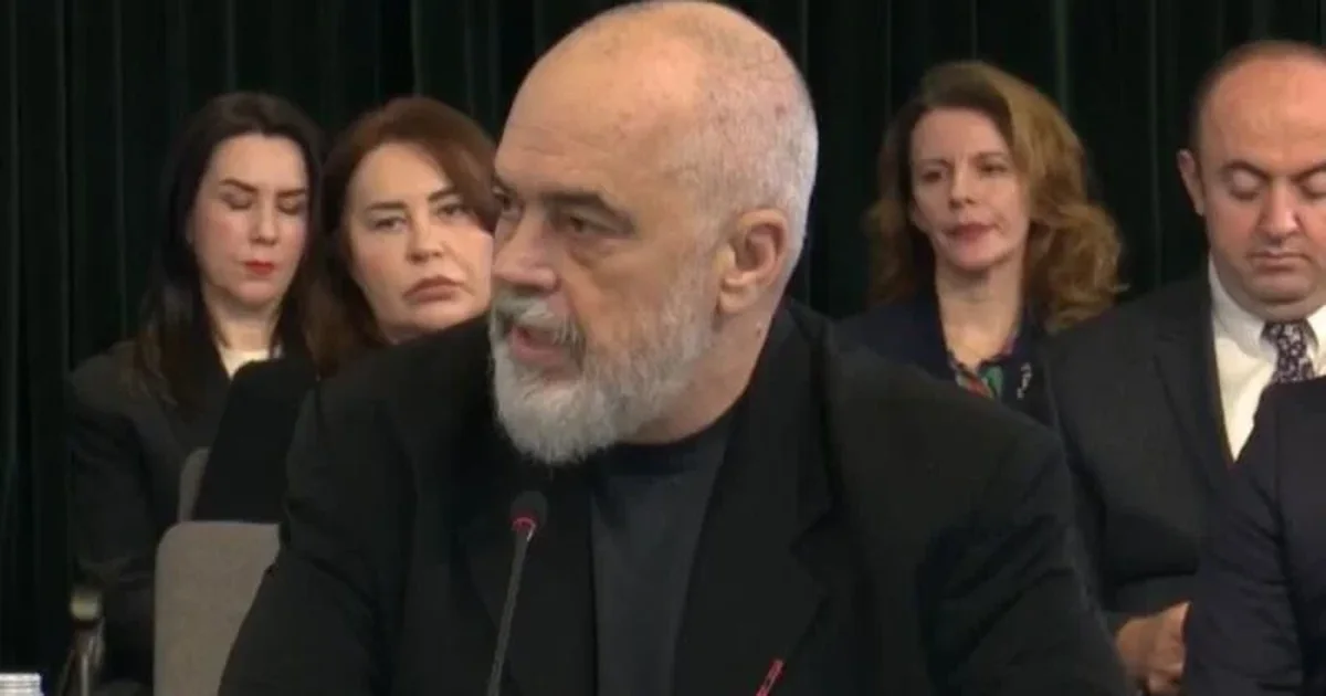 “Do të dekriminalizojmë shpifjen për gazetarët”, Rama: Nuk kemi pasur ndër vite padi, por…