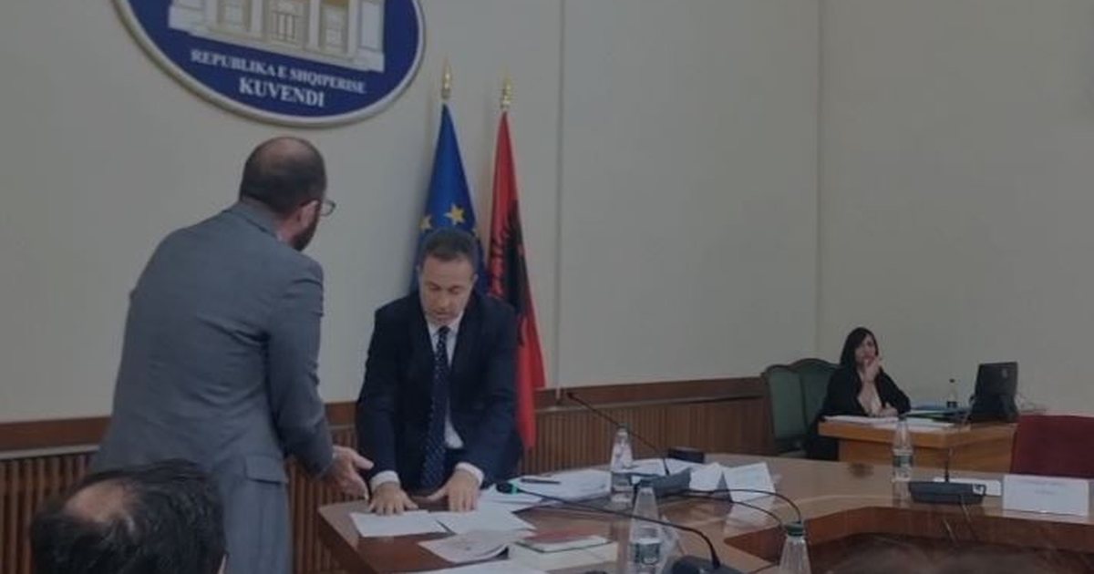 Mbledhja për “Ballukun” shtyhet pa afat, momenti kur prokurorët largohen nga ambientet e Kuvendit