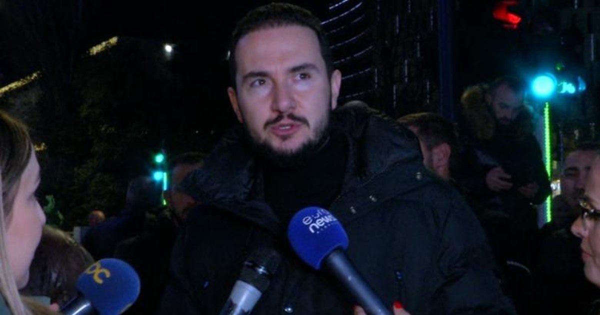 Protesta e opozitës/ I pranishëm edhe Ervin Salianji: Nuk më përjashton askush nga Partia Demokratike