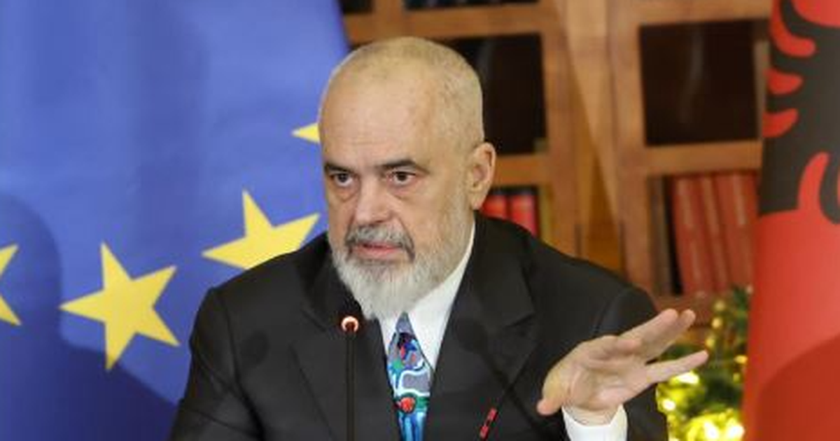 “Rritet me 135 euro paga për mjekët”, Rama paralajmëron transformim: Nga shtatori parking i posaçëm në QSUT