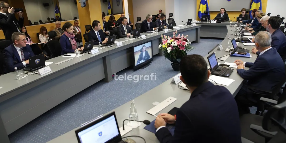 ASK: Të hyrat dhe shpenzimet qeveritare u rritën në tremujorin e tretë të këtij viti