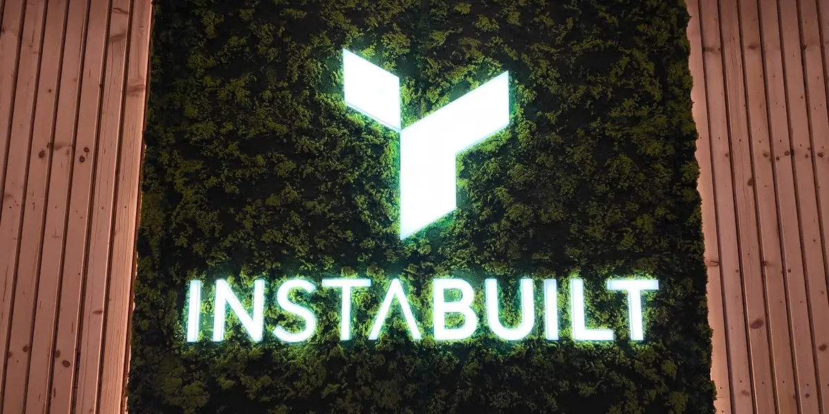 Insta Built organizon Green Finance Day 2025 – financiarët, investitorët dhe inovatorët diskutojnë të ardhmen e financimit të së gjelbërës