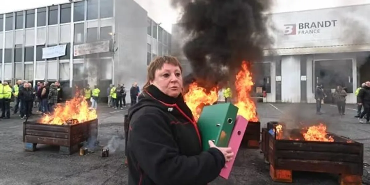 Mbyllet një nga prodhuesit francez më famshëm të pajisjeve shtëpiake