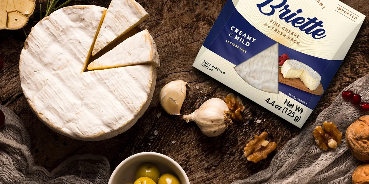 Ky është djathi kremoz që e bën tryezën e fundvitit më të veçantë