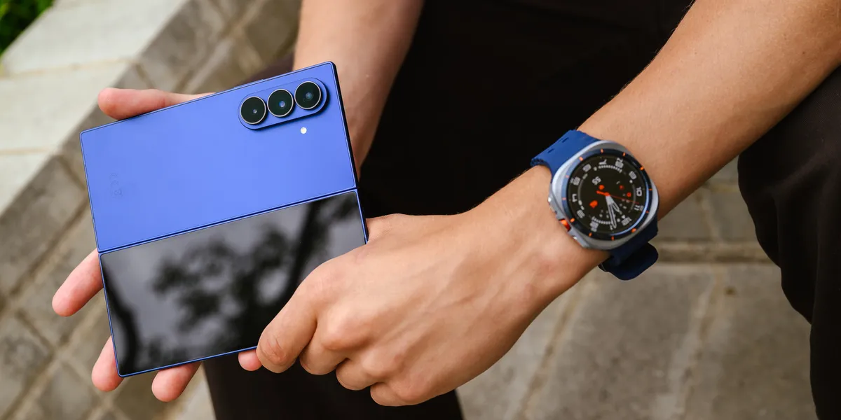 Fleksibël si jeta juaj: Njihuni me Galaxy Z Fold7 dhe Watch8, zyra dhe palestra në xhepin tuaj