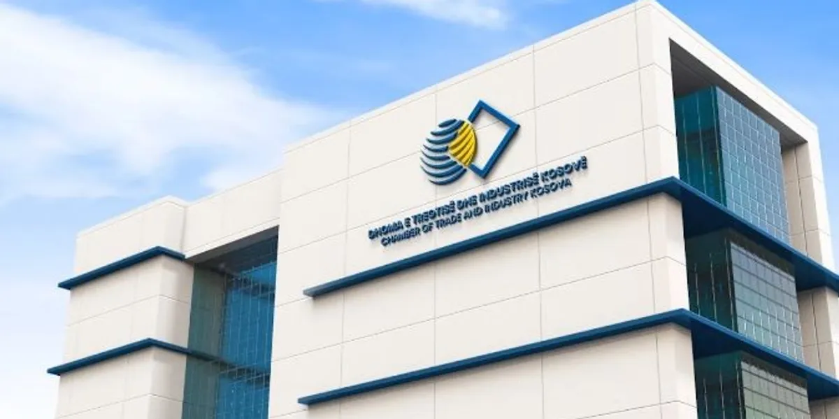 Dhoma e Tregtisë uron LVV-në për fitoren dhe kërkon fokus në sfidat ekonomike