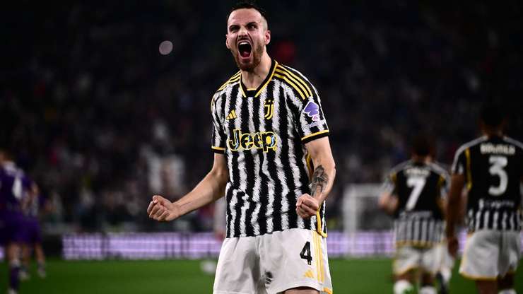Ideohet shkëmbimi i bujshëm mes Juventusit dhe Milanit. Tare merr një futbollist të Italisë, bardhezinjtë kërkojnë një “kthim në shtëpi”