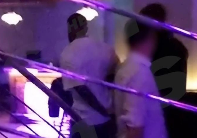 VIDEO/ Goditi me grusht një tifoz, sulmuesi i Anglisë bie në prangat e policisë