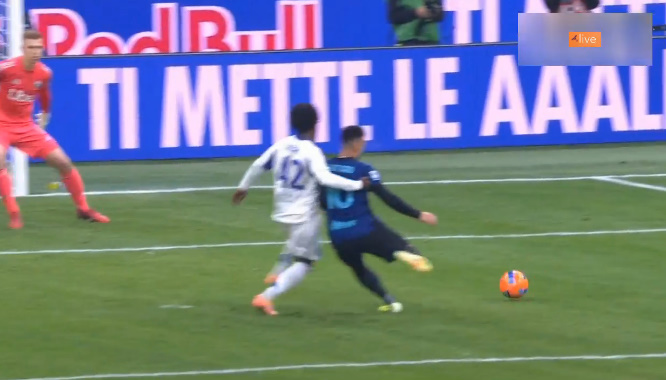 Askush si ai, Lautaro Martinez vendos një tjetër rekord me golin e shënuar ndaj Komos