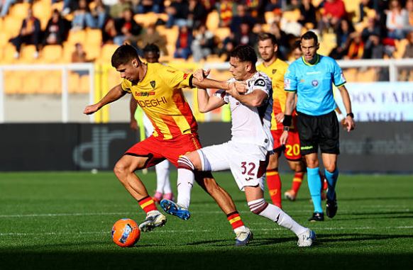 “Gazzetta Dello Sport” e quan “thesari i Leçes”, shpjegon rritjen e skuadrës nëpërmjet Berishës dhe Ramadanit