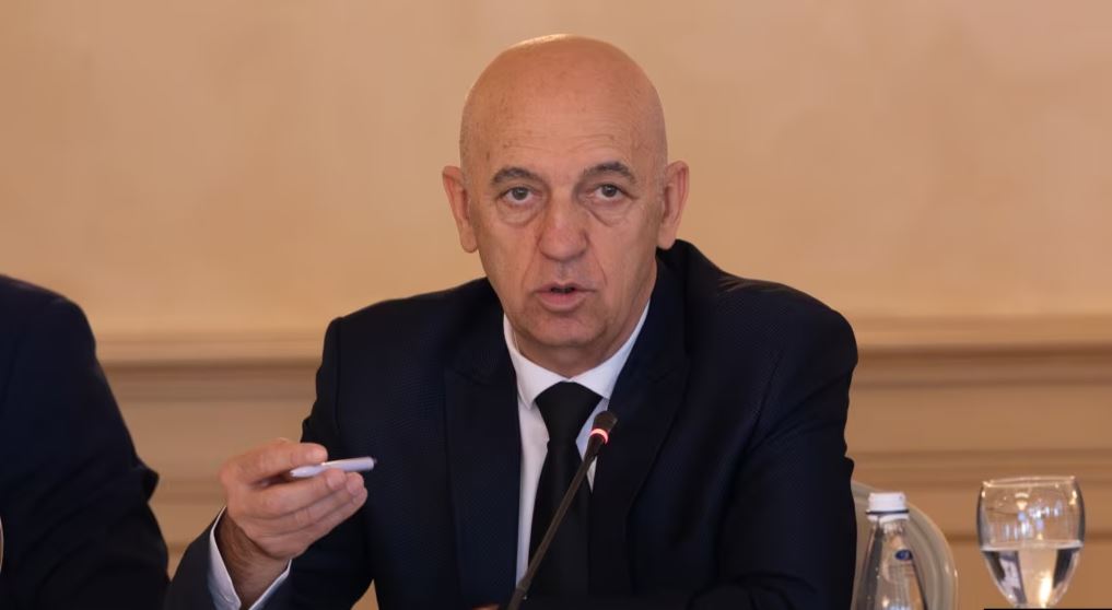 Kelmendi lirohet përfundimisht nga posti i ushtruesit të detyrës së Kryeprokurorit të Shtetit në Kosovë, ja kush e pason